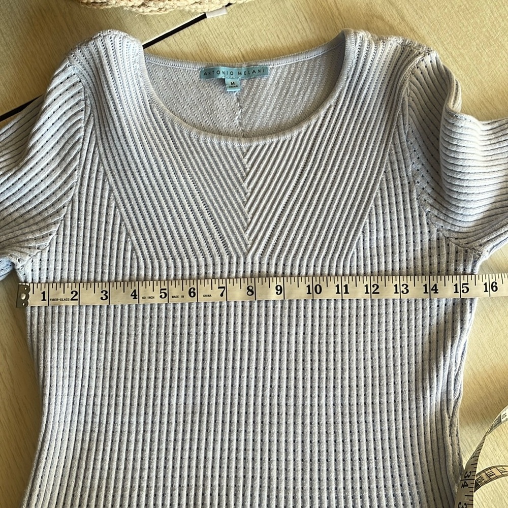 ANTONIO MELANI Light Periwinkle Blue Ribbed Short Sleeve Knit Top Size M - Picture 6 of 9